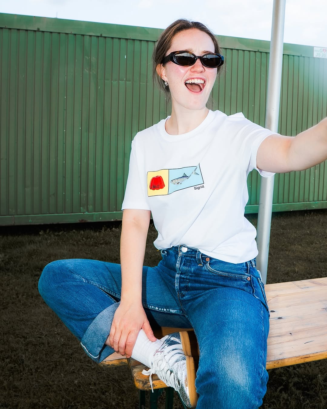 Sigrid - White Jellyfish Picture T-Shirt